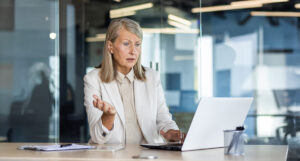 A picture of a frustrated businesswoman.